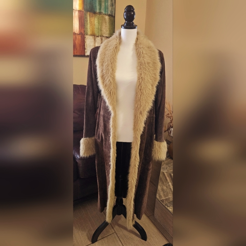 Elegant Brown Faux Fur Trimmed Coat